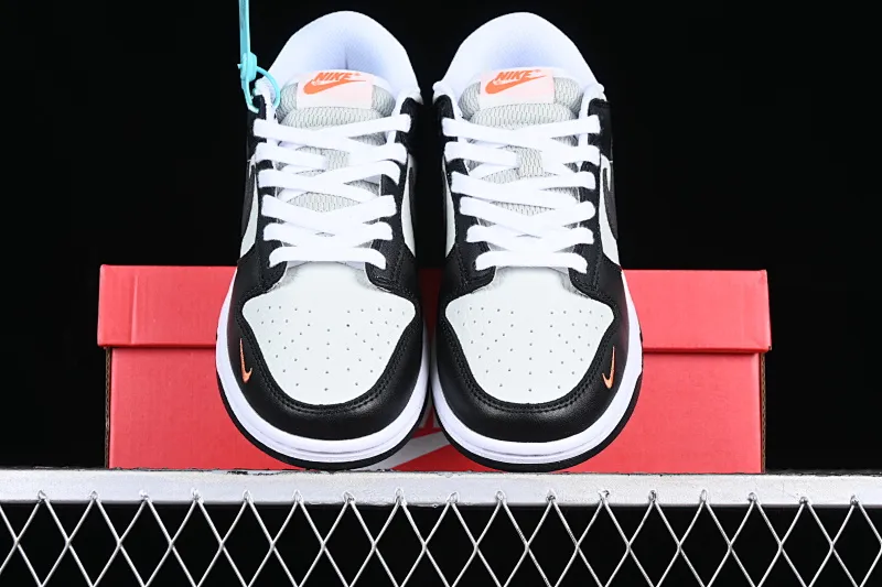 All categories Nk SB Dunk series Nk SB Dunk Low low-top sneakers Nk Dunk Low "Mini Orange Swoosh" SB low-top sports and leisure sneakers FN7808-001